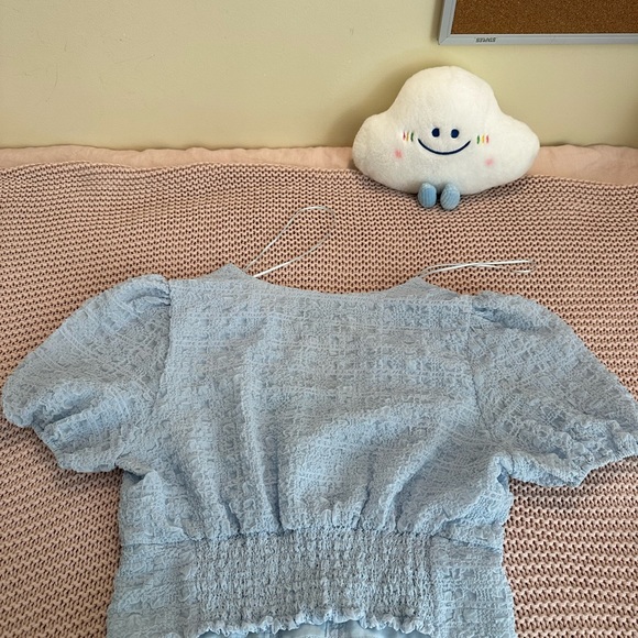 Only top - Picture 2 of 2